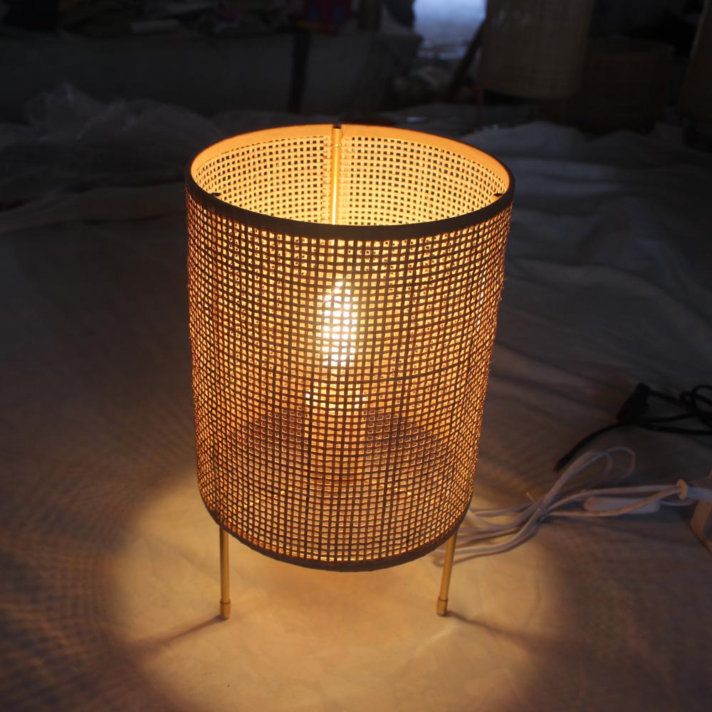 Lampa biurkowa Rattan Art Handmade Sypialnia Gabinet Łóżko Dekoracja Mała Lampka Nocna Nordic Kreatywność Wystrój Domu Lampa Łóżkowa