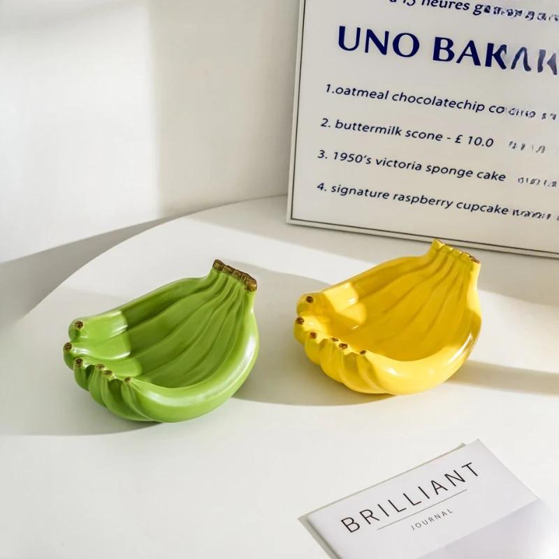 Stylish Banana Shaped Fruit Tray Decorative Ceramic Trays for Storage and Display of Fruits and Snacks in Homes and Restaurants