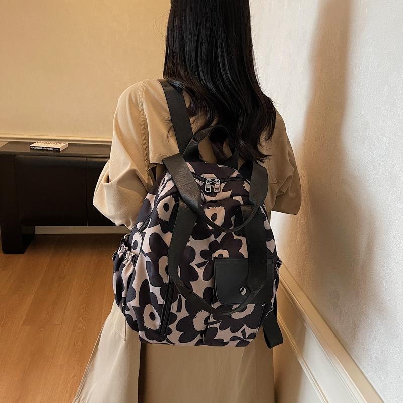 Casual Dual-Purpose Backpack New National Style Flower Shoulder Messenger Bag High Value Trend Large Capacity Commuter Bag Women