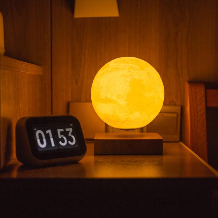 Unique Luminous Office Furniture Decoration Magnetic Levitating Floating LED Jupiter Mars Saturn Moon Reading Light Table Lamp