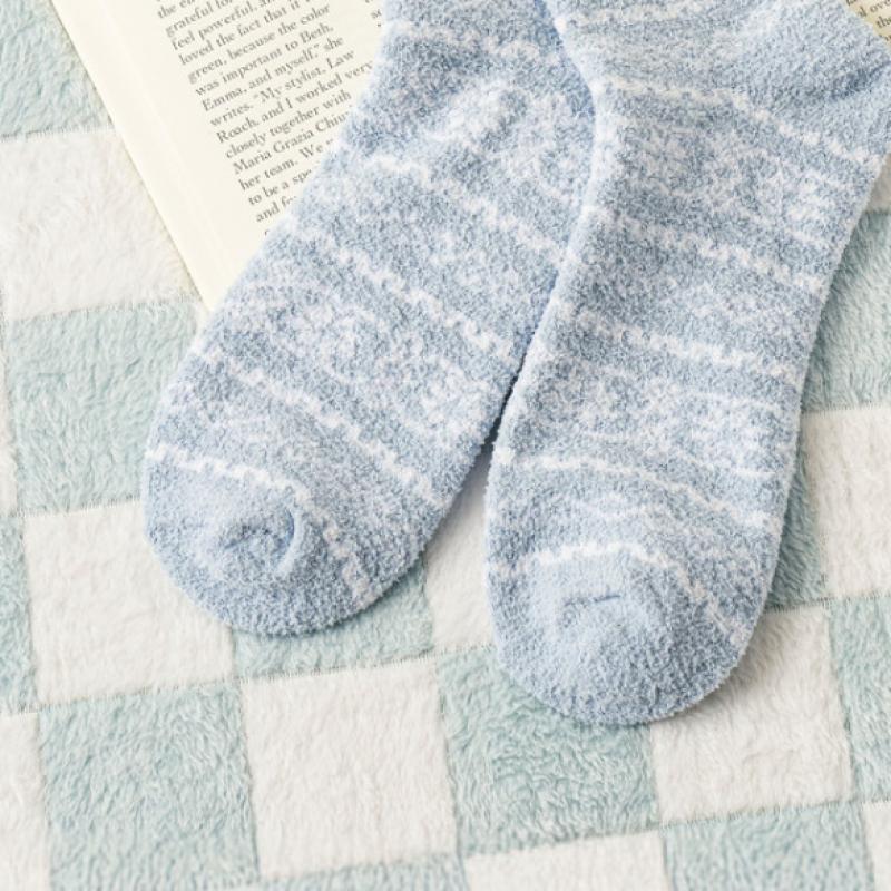 Monfoot Mens Snowflake Point Sleep Socks Blue