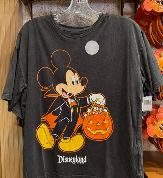 Halloween Shirt New Disneyland Resort Reprint 2025 Unisex T-Shirt M