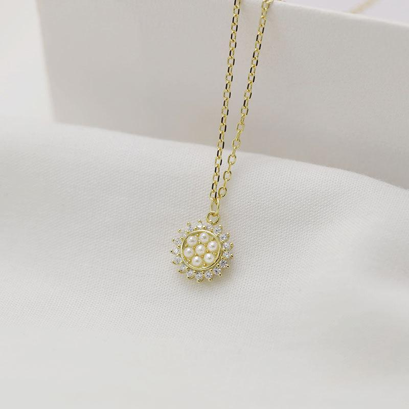 New Sun Flower Bud Pearl Necklace Japanese and Korean Simple Temperament Versatile Collarbone Chain for Women