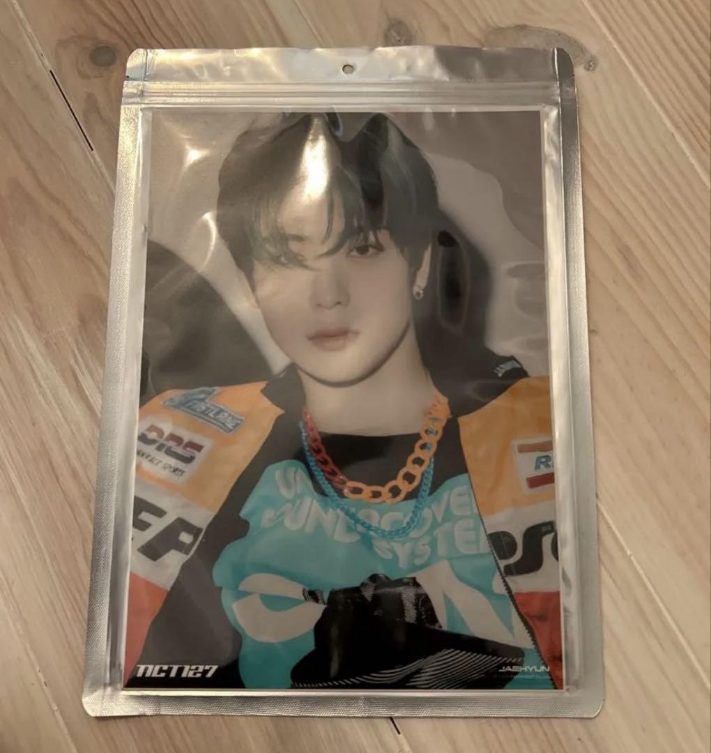 

[Б/У] Анонимная доставка NCT127 Джэхён дырокол для фотобумаги формата А4