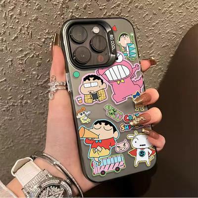 Cute and Fun Cartoon Crayon Shin-chan iPhone 18 Pro Max Case, 16cm Long, Creative Drop-proof Protective Case, 15cm Long.