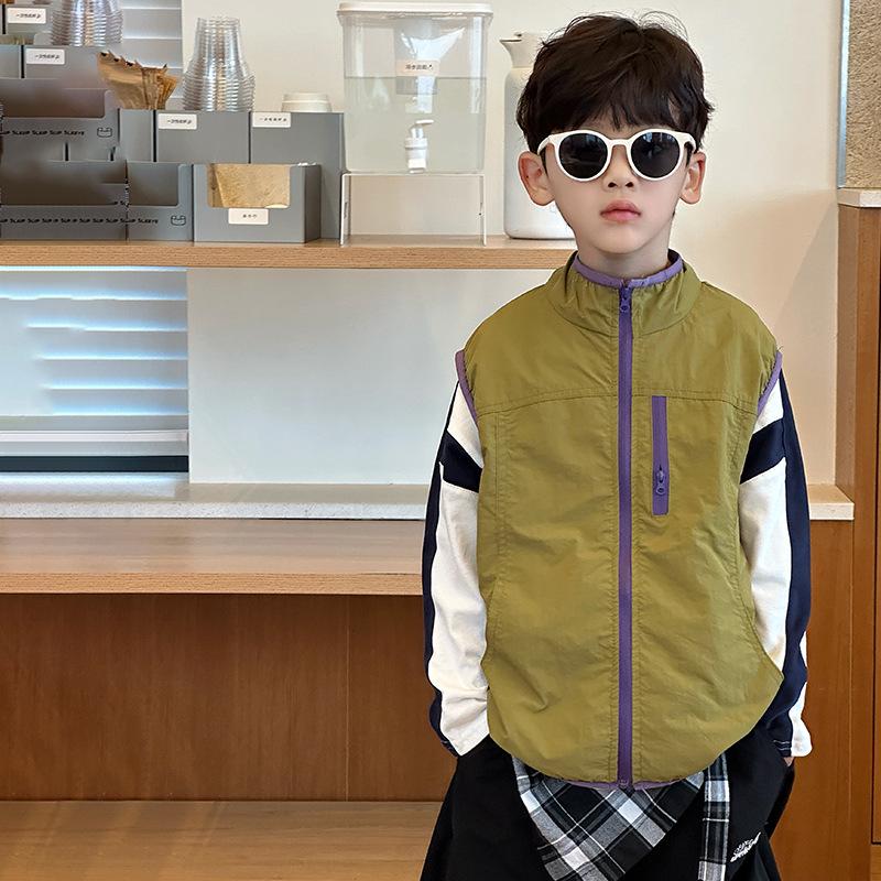 

Boys Lightweight Sleeveless Vest: Spring/Autumn Japanese-Style Casual Outerwear for Kids 130 cm желто-зеленый