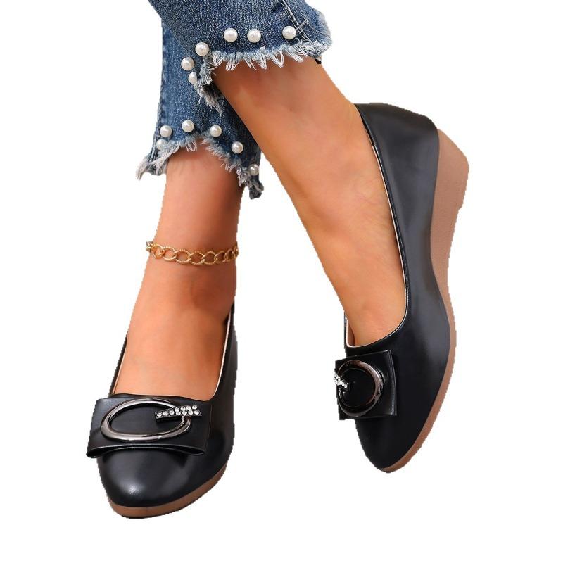 Mocasines de Confort para Conducir de Ancho Ancho para Mujer - Planos Deslizantes de Piel Suave con Tacón de Cuña Bajo, Soporte para el Arco, Zapatos Casuales para Mujeres Maduras