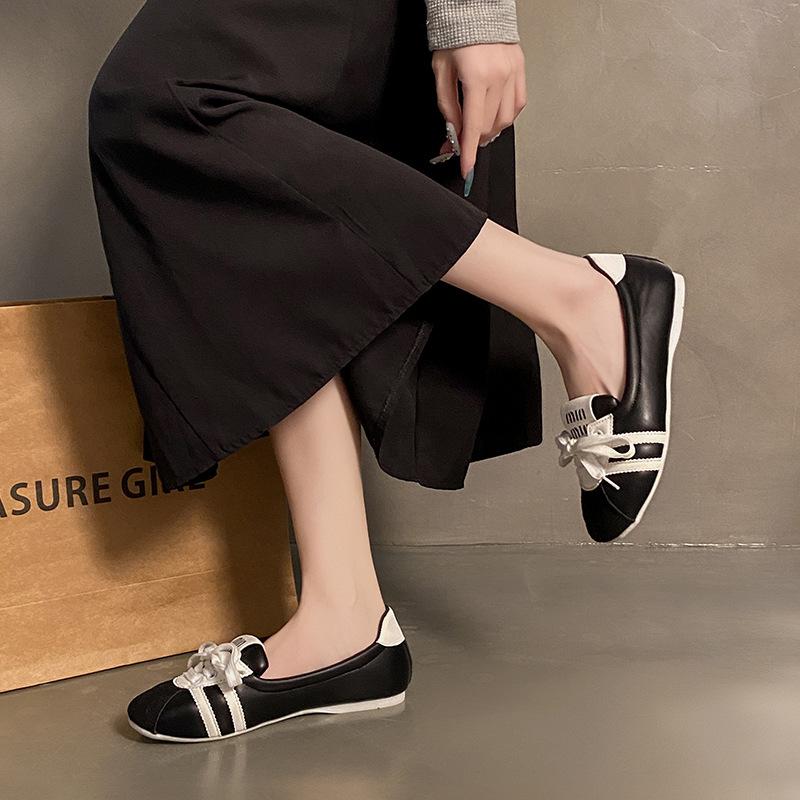 Real Soft Leather Breathable Small Fragrant Ballet Shoes Women's 2025 Spring and Autumn New Retro One-pedal Shallow Mouth Flat-soled Single Shoes