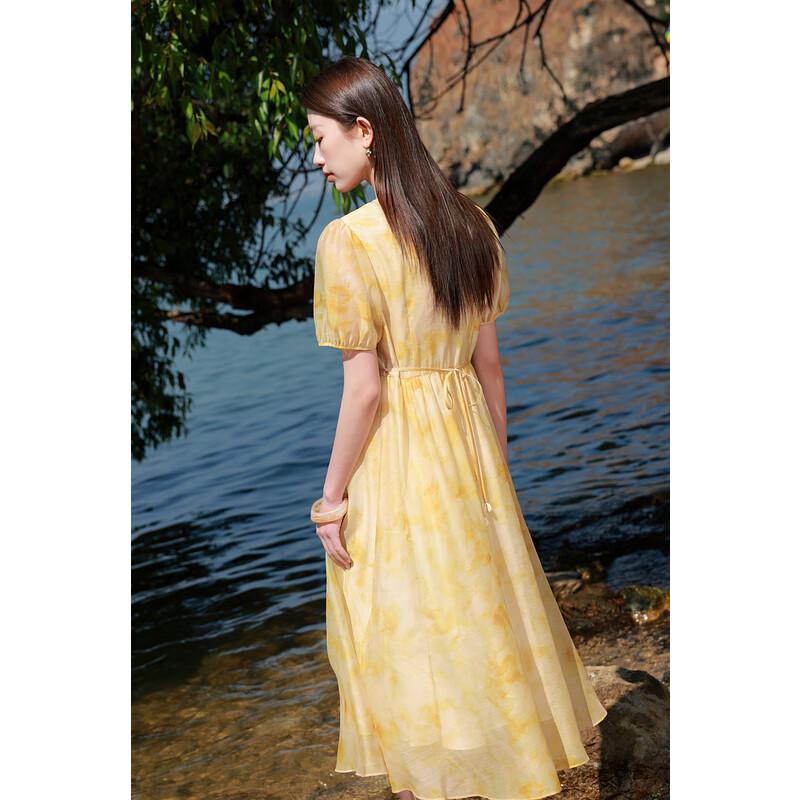 Sancai Plus Size French V-Neck Printed Short Sleeve Dress