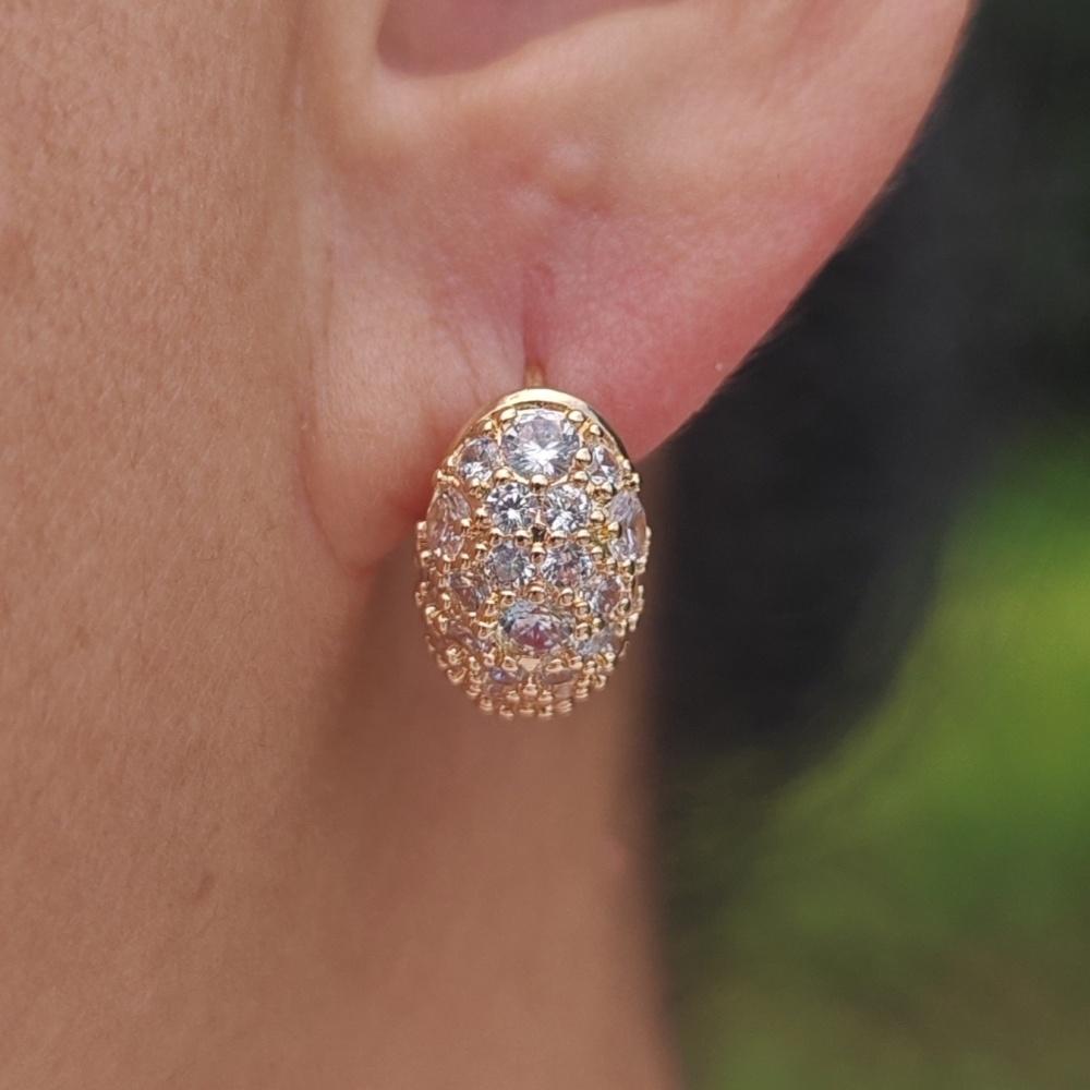 1 Par de Brincos de Argola Geométricos de Luxo com Zircônia Cúbica Incrustada em Cobre para Mulheres Usarem no Dia a Dia, Encontros, Festas ou em Ocasiões de Joalheria de Casamento