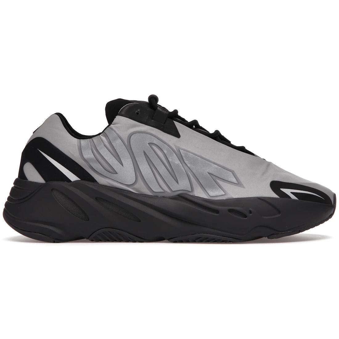 

Sneaker adidas Yeezy Boost 700 MNVN Metallic(GW9524) 44