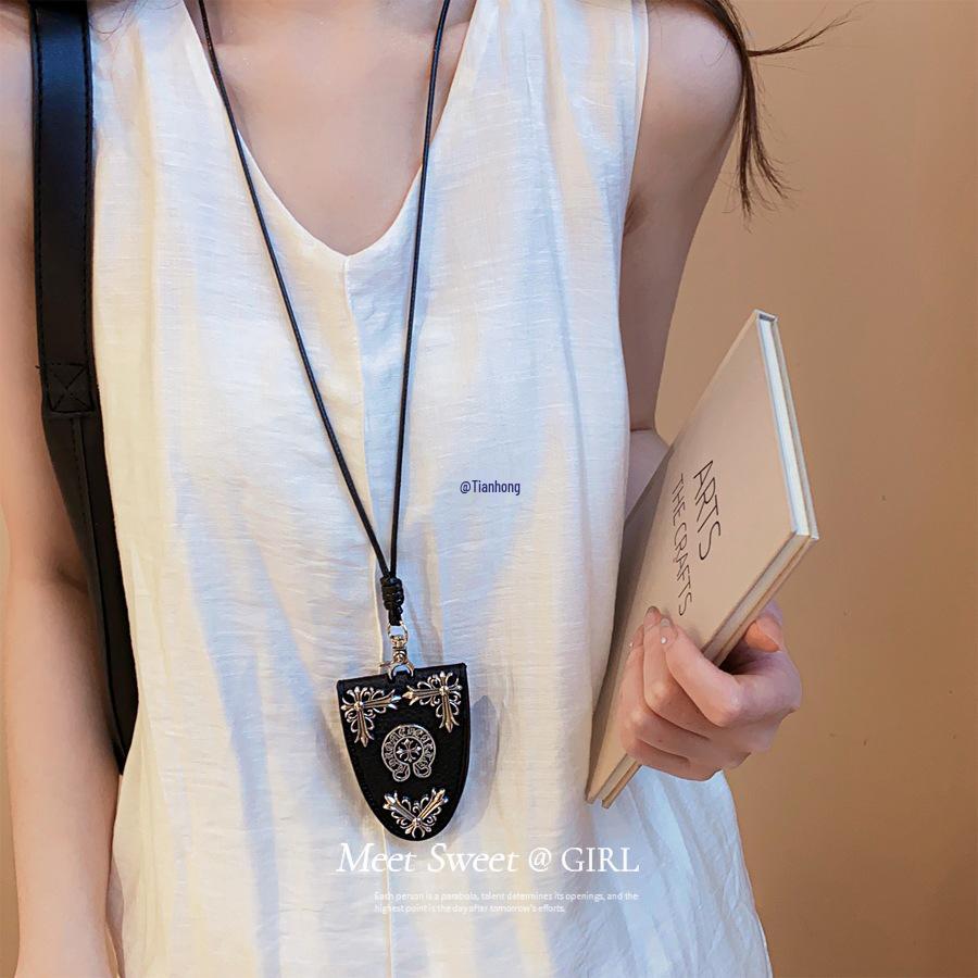 Leather Magnetic Sunglasses Holder Necklace: Stylish Accessory & Sweater Chain for Women