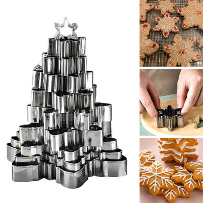 Set 10 Pezzi Tagliabiscotti Fiocco di Neve di Natale Acciaio Inossidabile Stampo 3D Albero Strumenti da Forno Antiaderenti per le Feste