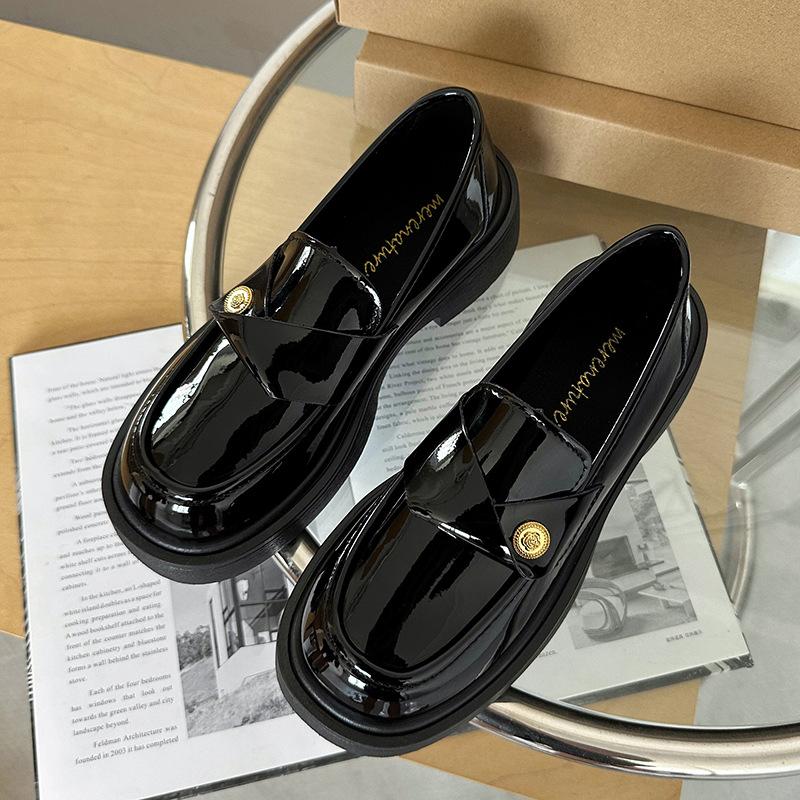 

Loafers women s 2025 spring and autumn new British style black small leather shoes platform sole one pedal Mary Jane shoes jk single shoes 40