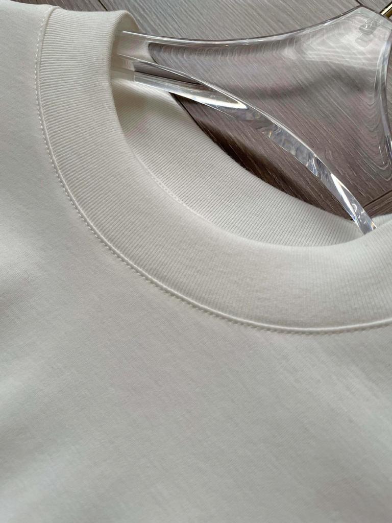 ROW Wind 80-Count High-Density 100% Long-Staple Cotton Round Neck Long-Sleeved T-Shirt - Impeccable Feel and Texture!