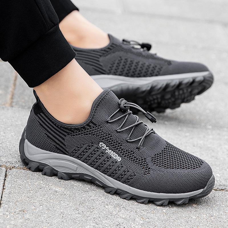 Men's 2025 Spring Trend Rivet Sneakers - Stylish, Niche, Low-Top Design.