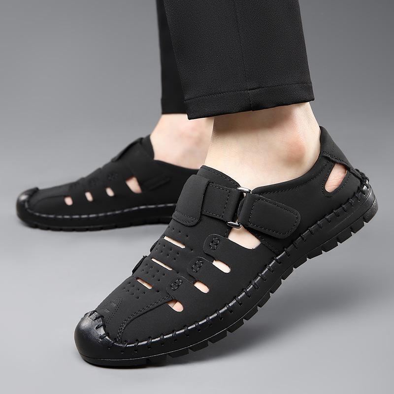 Sandals for Men High Quality Leather Sandals Summer Breathable Hollow Sandal Fashion Business Casual Sandals for Men Beach Shoes