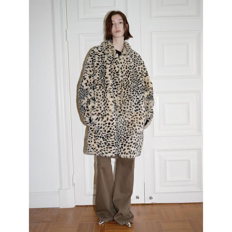 

Fu Zhi En Leopard Print Merino Shearling Coat M