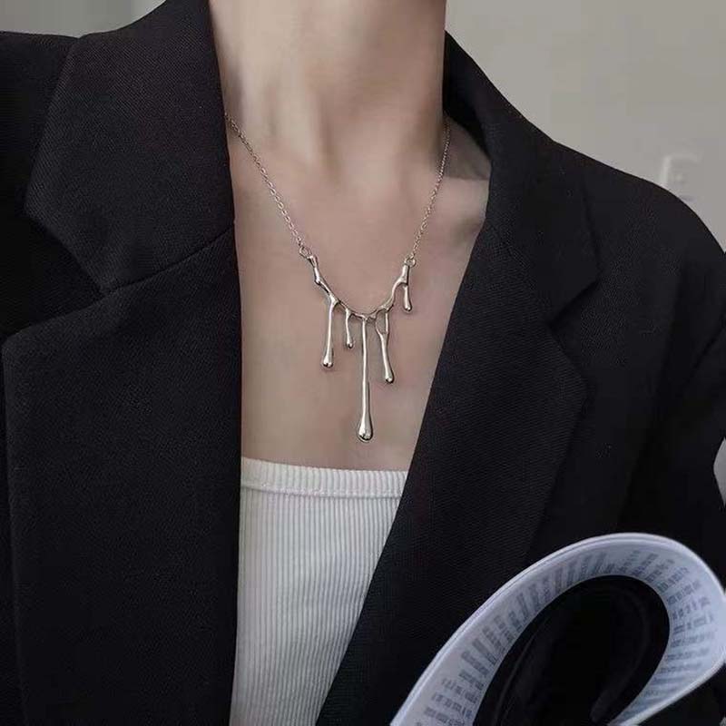 Minimalist Water Droplet Pendant Necklace for Women Men Liquid Lava Metal Irregular Chokers Y2K Accessories Fashion Jewelry Gift