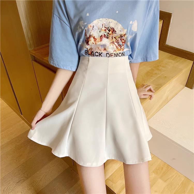 Women's Plus Size Black Puffy High Waist A-Line Pleated Skirt for Spring & Autumn