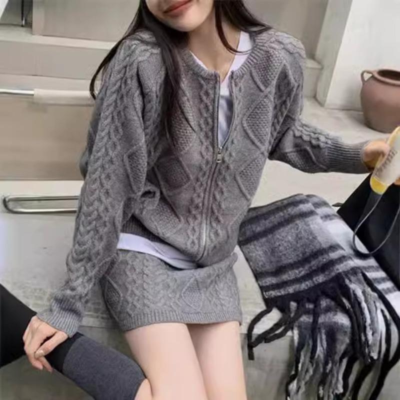 Autumn and winter new loose twist lazy jacket soft waxy hip skirt knitted zipper sweater cardigan suit women
