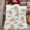 Aquarellbär Schleife Flanelldecke Warm Weich Halloween Weihnachten Sofa Warm Gemütlich Dekoratives Dekor Geschenk Für Alle Jahreszeiten