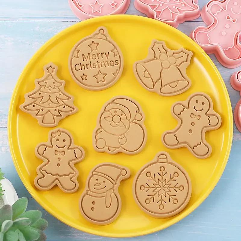 8pcs/Set Christmas Biscuit Mould Cookie Cutter 3D Cartoon Biscuits Mold Plastic Baking Cookie Stamp Cookie Decorating Tools