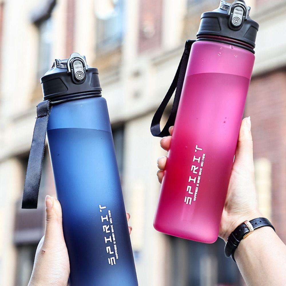 

Straw Leak Proof Colorful Plastic Cup Large Capacity Large Capacity Sports Kettle Outdoor Travel червоний