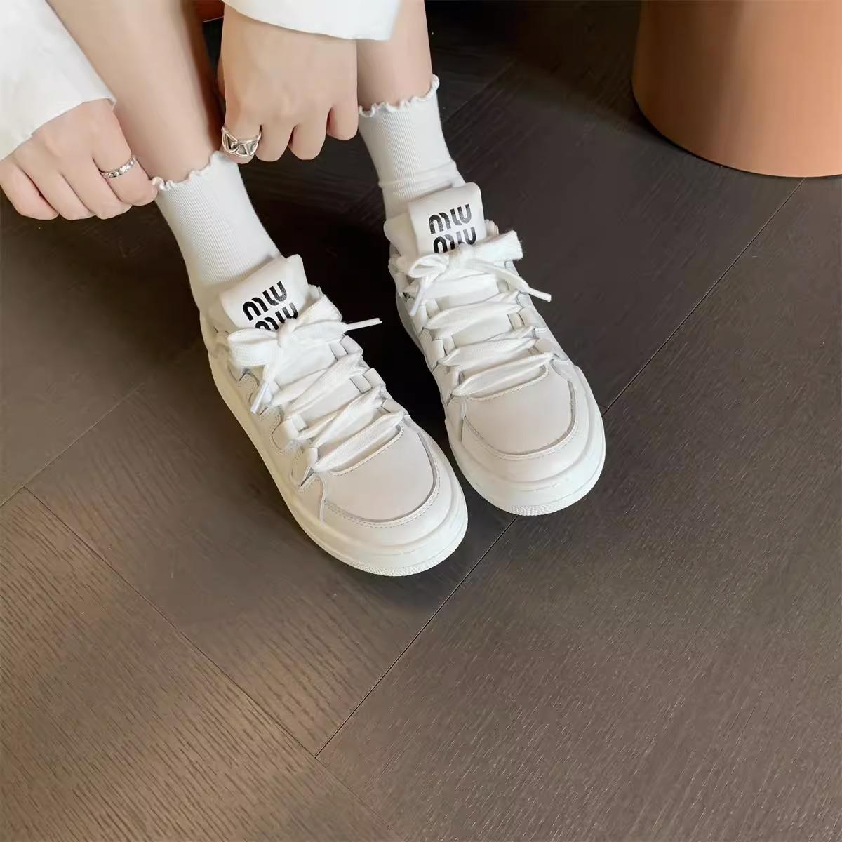 

Su Yinyin has the same spot~ miu shoes cowhide heightening versatile board shoes women s shoes casual bread shoes platform white shoes 36