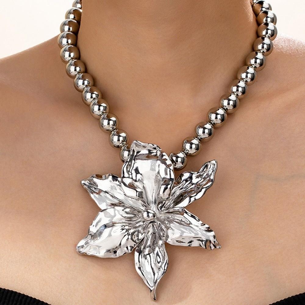 Stereoscopic Large Volume Flower Pendant Wrinkled Flowers Pendant Necklace Daily Occasion