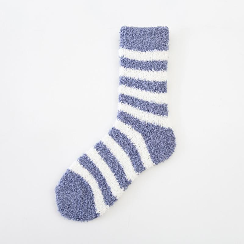 5/10 Paar Lässige Winter Verdickte Gestreifte Korallenfleece Socken für Damen Fleecegefüttert Warme Haus Schlafsocken Mittlere Wade Plüsch Boden Socken Überzieher