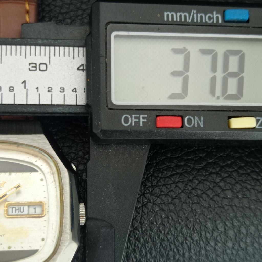 Ricoh R31 AUTOMATIC VINTAGE JAPAN MENS ORIGINAL DIAL WATCH A703562-1