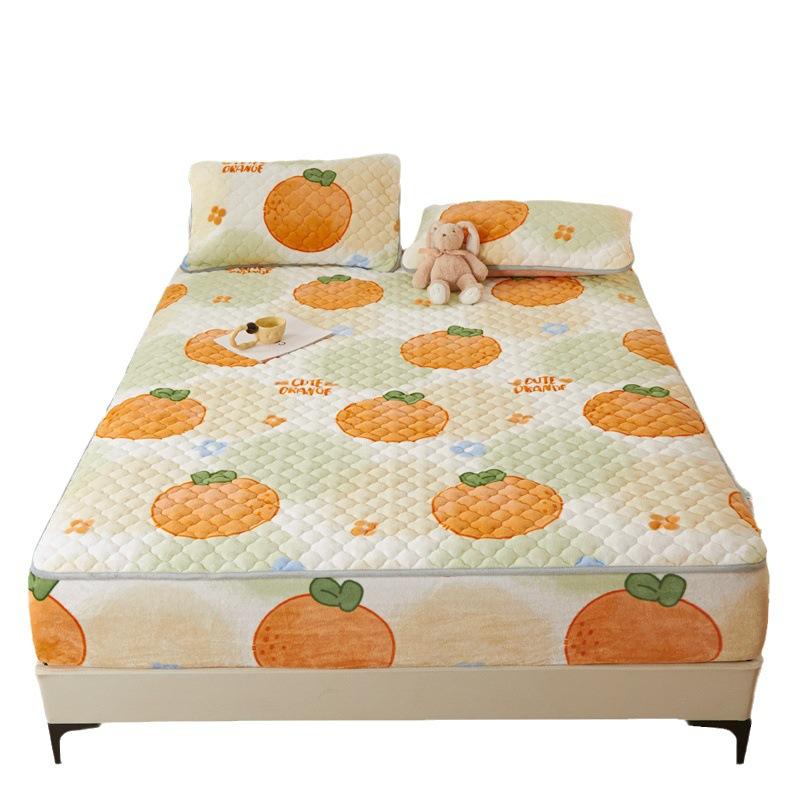 Mother-and-baby Milk Velvet Padded Bedspread with Cotton Padded Single and Double Simmons Bedspread Mattress Protective Cover
