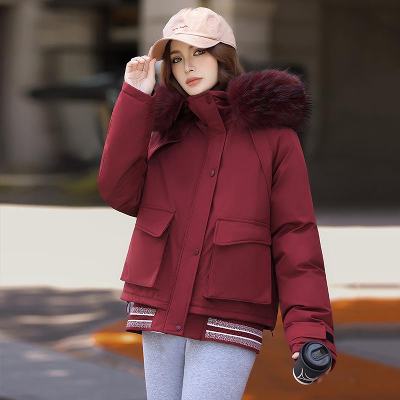 Padded clothes women's winter new 2025 Korean version hooded big fur collar thickened short women's pie overcome padded jacket