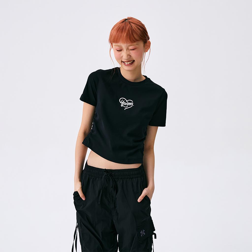 New MLB Heart New York Yankees SS25 T Shirt Women's Black 3FTSH0453-50BKS