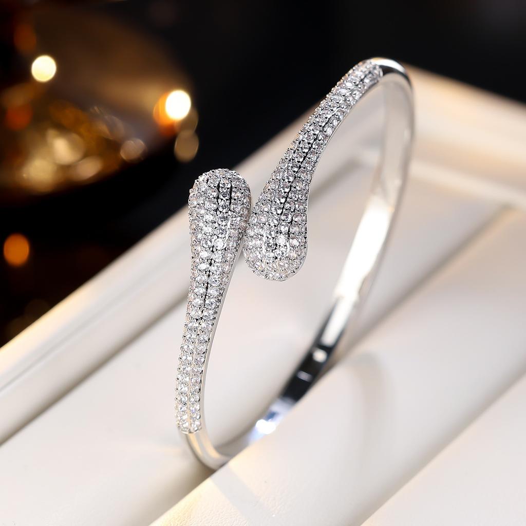 European and American Popular Super Flash Zirconium Geometric Bracelet Light Luxury Fashion High-end Open Adjustable Bracelet