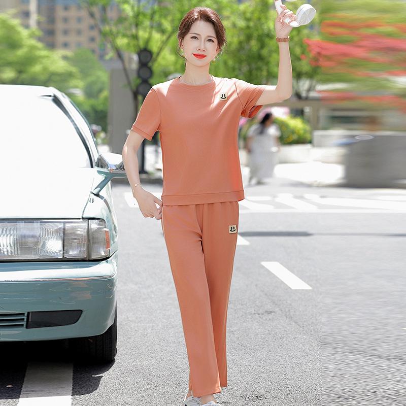 

Trendy 2025 Summer Sportswear Set for Middle-Aged Women - Age-Reducing Two-Piece Outfit 5XL [150-165 lbs] оранжевый/красный