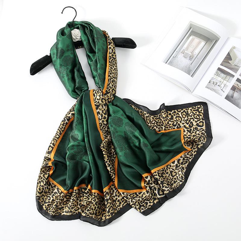 2025 Fashion Print Large Shawl Wraps Silk Scarf Women Luxury Brand Satin Headband Hijab Bandana Turban Foulard Summer Beach