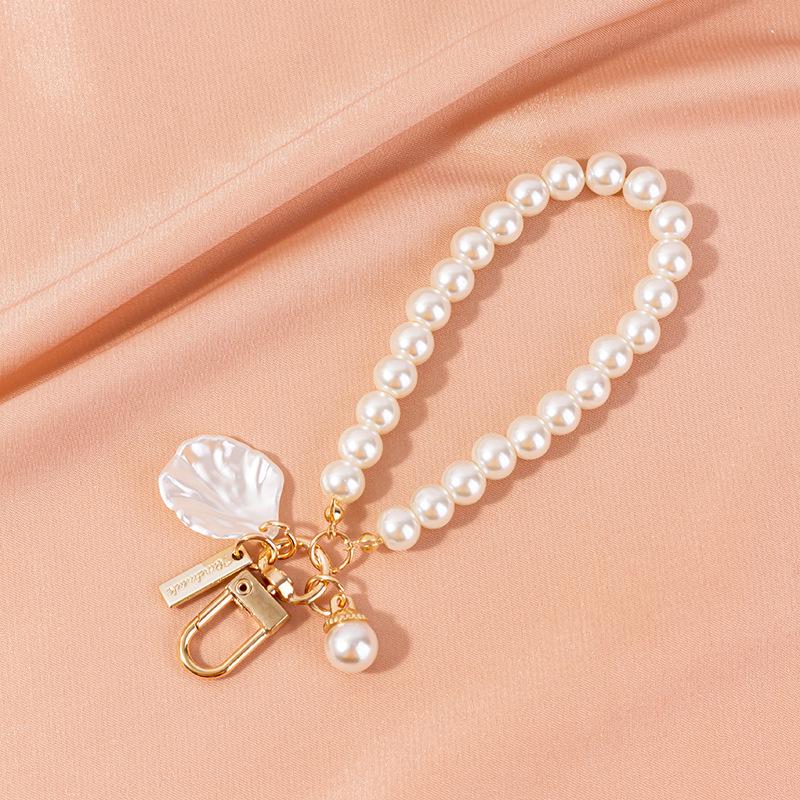 

Creative Pearl Heart Bracelet and Keychain Pendant with Shell Charm