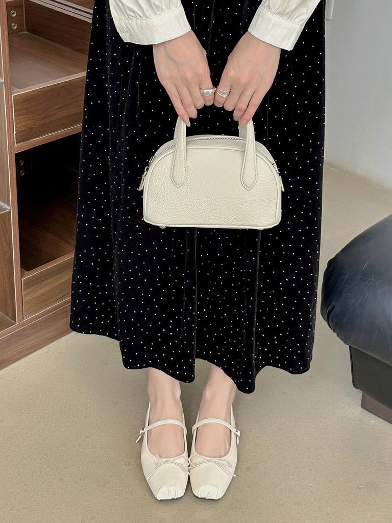 2025 Autumn and Winter New French Retro Square Head Shallow Mouth Single Shoes Women's Versatile One-word Belt Ballet Shoes Women