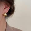 Minimalist Retro Cold-Style Earrings: High-End, Unique, Versatile Ear Clips with Niche Design and Timeless Temperament.