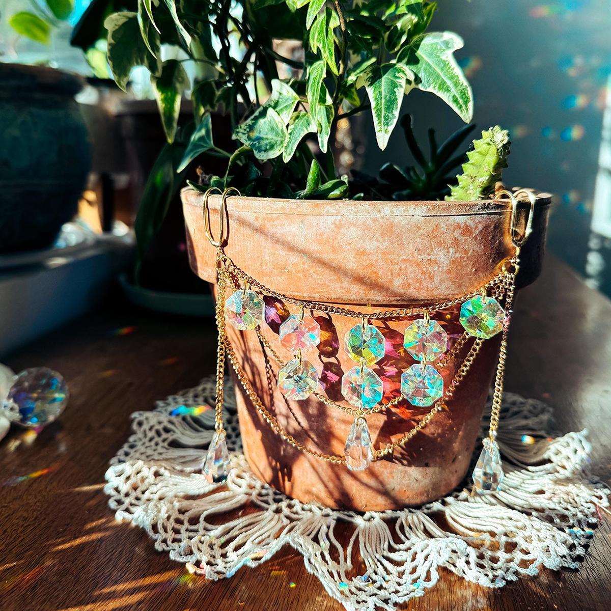 Flowerpot Sun Catcher Hanging Ornament, Sun Catcher, Bohemian Style Garden Decoration, Creates A Dreamy Rainbow-Like Atmosphere.