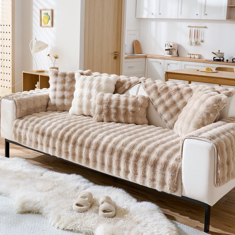 

Tutu Velvet Internet Celebrity Sofa Cushion Winter Thickened Plush Seat Cushion Non-Slip Leather Sofa Cover New Cover Towel 70*70cm