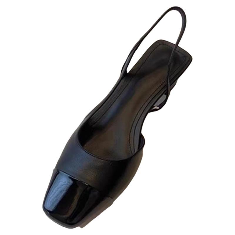 A New Style of Low-heeled Shoes with A Square Toe Cap and A Cool Single Toe