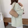 Weiche PU Leder Frauen Lila Unterarm Tasche Retro Einfarbig Damen Handtaschen Mode-Design Mädchen Kleine Schulter Taschen