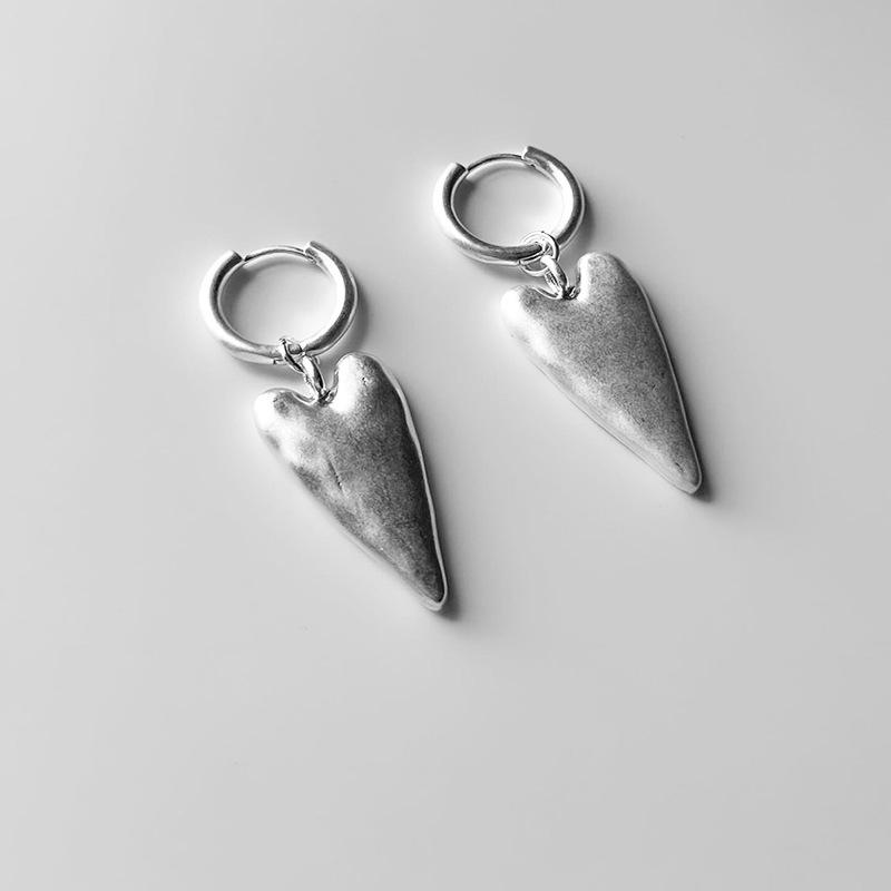 Brincos de Argola de Coração Prateados Retro Envelhecidos