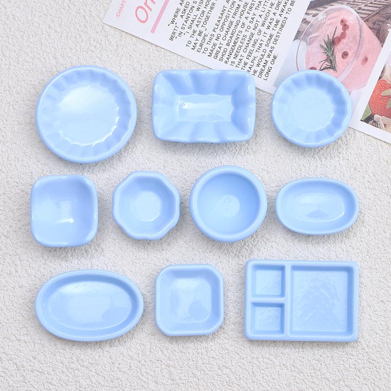 10-Piece Handmade Resin Cartoon Plate Set for Dollhouse Decor and DIY Crafting