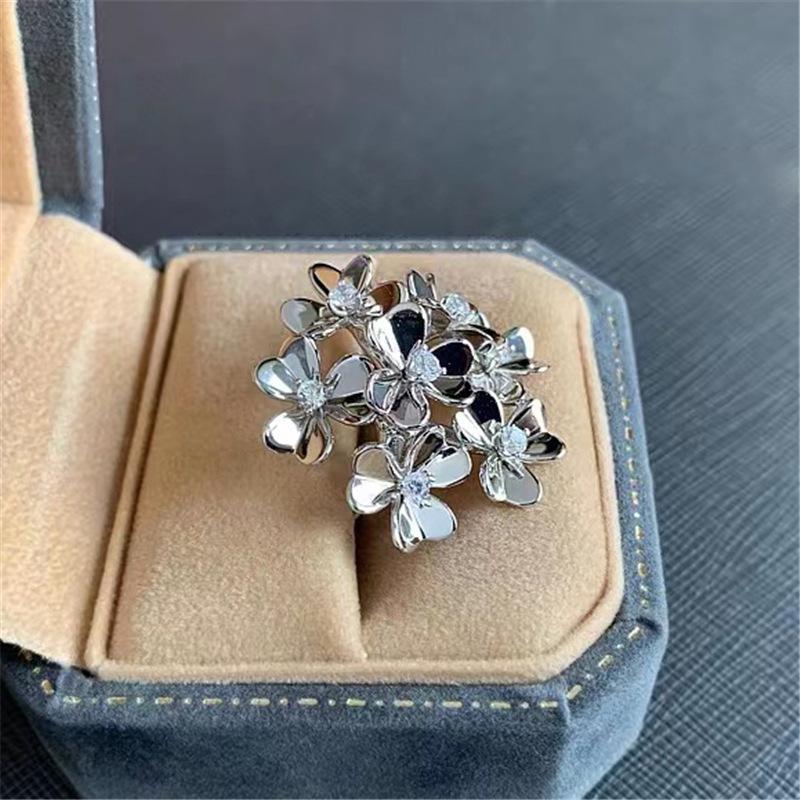 Women s European Clover Petal Ring: Light Luxury, High-Grade Texture, Fashion Statement Jewelry Adjustable Opening