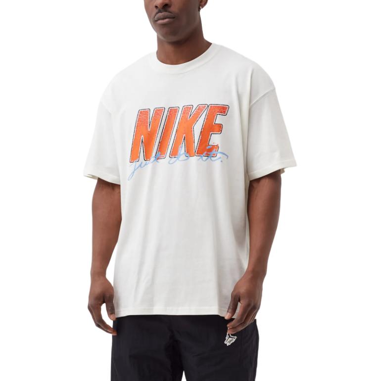 Nike T Shirts Men's White Crew Neck Moderate Straight Fit DO6368-133