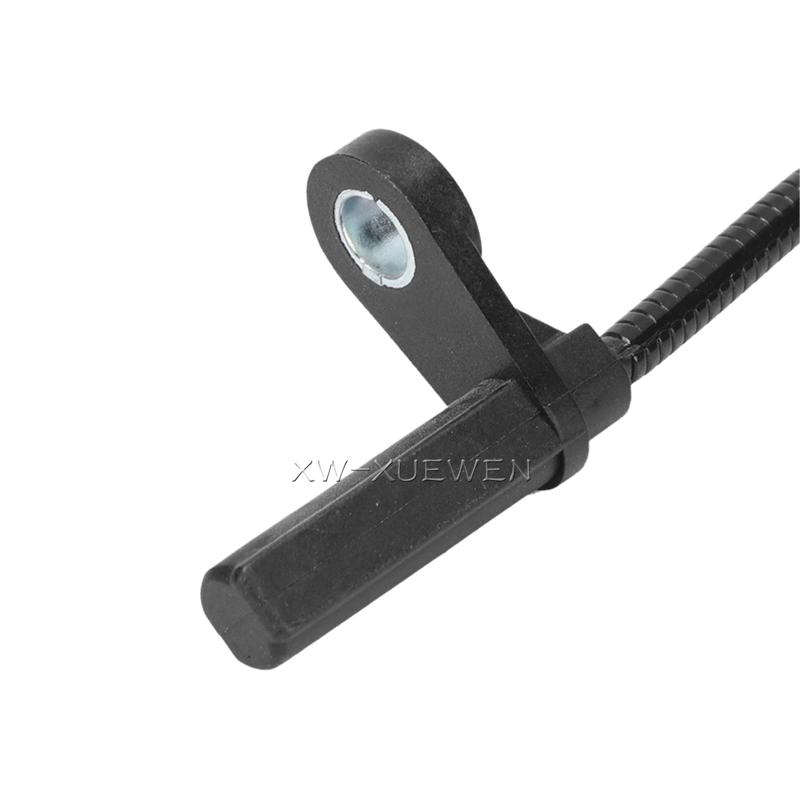 2pcs Front Right and Left ABS Wheel Speed Sensor A2045401817 2045401817 For Mercedes Benz W204 C63 AMG M156